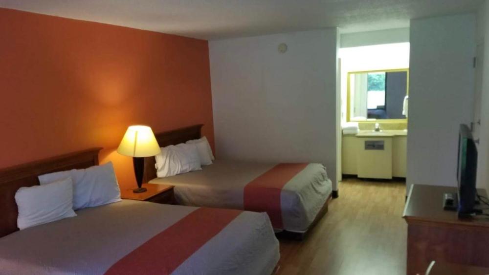 Double Room with Two Double Beds - Smoking