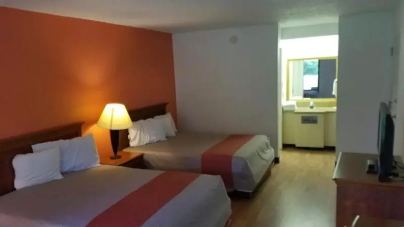 Double Room with Two Double Beds - Smoking